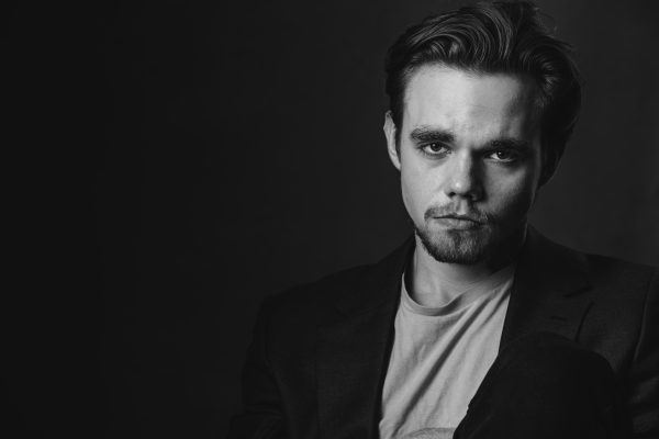 man-is-emotional-portrait-black-white-3.jpg